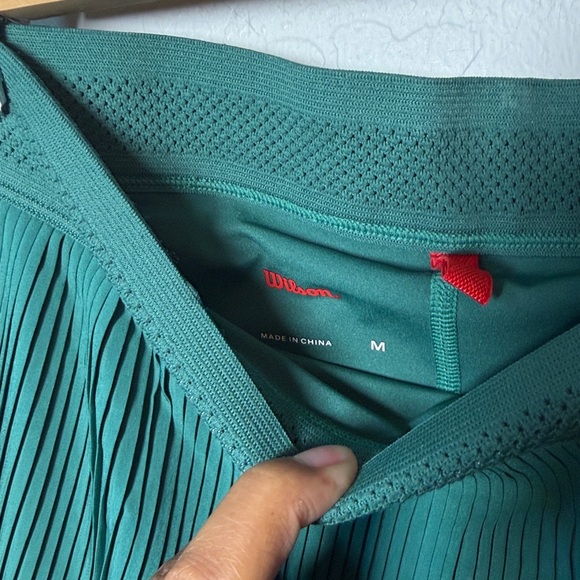 Wilson Wrap It Up Pleated Tennis Golf Skirt Size M - Picture 5 of 6